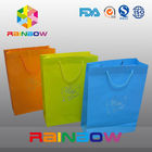 La stampa a colori di Cutom di promozione ha personalizzato i sacchi di carta/la borsa della carta oleata borsa del regalo