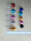 Le piccole chiare fiale blu della farmacia del contenitore della pillola del sesso svuotano le bottiglie della medicina