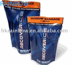 La guarnizione laterale sta sul sacchetto di plastica dello spuntino che imballa con la chiusura lampo per riso