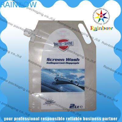 Chiaro sacchetto del becco dell'animale domestico che imballa con il foro di caduta per le bibite