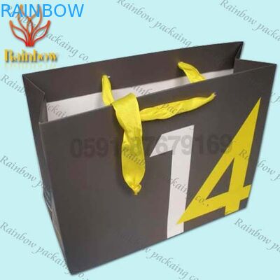 Sacchi di carta di compera su misura per i cosmetici con la maniglia torta