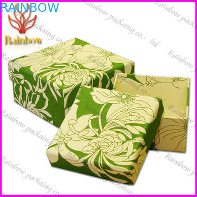 I contenitori d'imballaggio di carta di lusso dei gioielli, progettano le scatole di cartone per il cliente