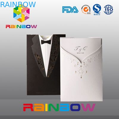 Sacchi di carta su misura lussuosi per la carta dell'invito di nozze con la stampa viva