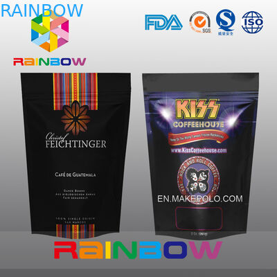 Nero stia sui chicchi di caffè di plastica del di alluminio o la borsa a terra con la valvola e la chiusura lampo