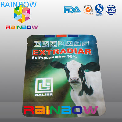 La mucca da latte del sacchetto dell'alimento per animali domestici del di alluminio sta sull'imballaggio per alimenti