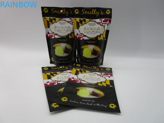 L'imballaggio del caffè customzied sta sulla borsa con la chiusura lampo, una valvola di modo