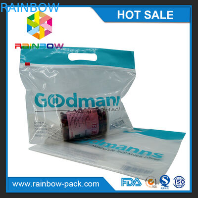 La borsa a chiusura lampo del cursore del PE con il logo sta sulle chiare borse anteriori della serratura dello zip della borsa con la parte anteriore a chiusura lampo della radura della borsa stampata codice di upc