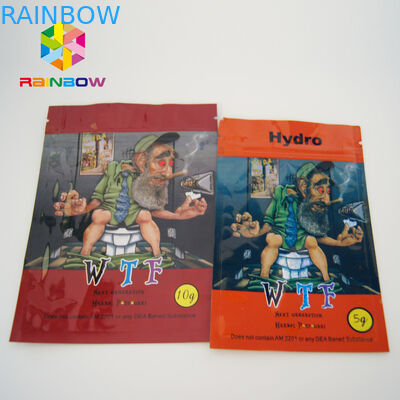 La piccola saldatura a caldo della foglia della polvere chimica dolce di Canabis insacca con le tacche dello strappo e della chiusura lampo