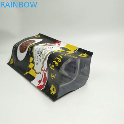 Stia sulla borsa dello spuntino che imballa l'angolo rotondo della guarnizione laterale tre con la chiusura lampo