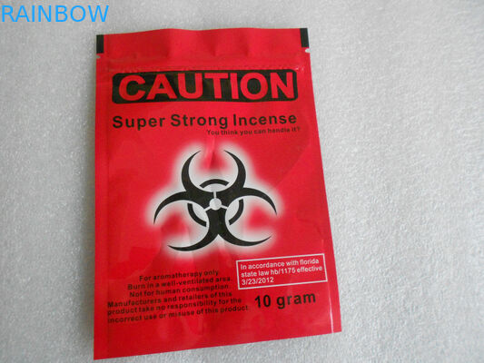 Materiali laminati stanno sulla stampa di rotocalco del sacchetto con il foro rotondo di caduta