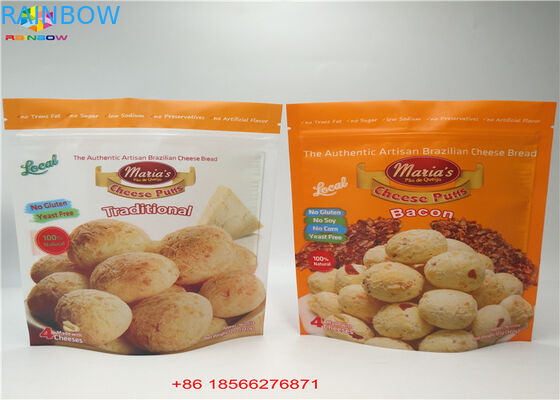 Le tacche a chiusura lampo dello strappo a prova d'umidità stanno sulle borse di alluminio del pacchetto di giorno del sacchetto per lo spuntino