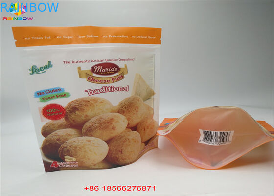 Le tacche a chiusura lampo dello strappo a prova d'umidità stanno sulle borse di alluminio del pacchetto di giorno del sacchetto per lo spuntino