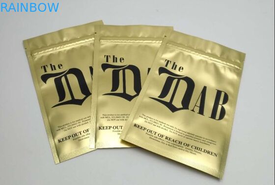 La serratura dello zip sta sul sacchetto opaco di alluminio d'imballaggio del sacchetto per i semi del pacchetto di alimento