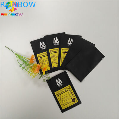 Il piccolo colore nero sta sulla stagnola di alluminio di Mylar sigillata lato del sacchetto tre della chiusura lampo