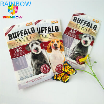 Le borse a chiusura lampo di plastica dell'imballaggio, tre hanno parteggiato guarnizione stanno sui sacchetti per alimento