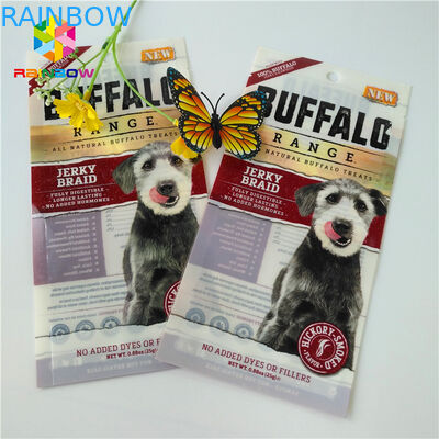 Le borse a chiusura lampo di plastica dell'imballaggio, tre hanno parteggiato guarnizione stanno sui sacchetti per alimento