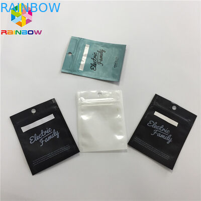 Chiaro Mylar di plastica anteriore a chiusura lampo sta sulla guarnizione laterale dei sacchetti tre per il cavo di USB