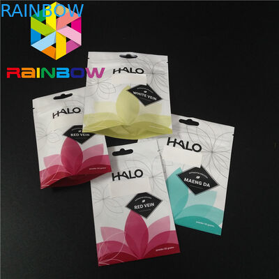 Le spezie miste spolverizzano l'imballaggio stanno sui sacchetti Matt la finitura di superficie che FDA ha certificato