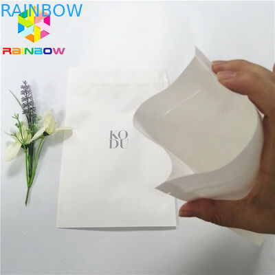 L'abitudine impermeabile al grasso stampata sta sull'imballaggio a secco della frutta del dado dei sacchetti riciclabile