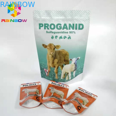 Di plastica stia sulla cima d'imballaggio della chiusura lampo delle borse dell'alimentazione animale del sacchetto della stagnola con la finestra