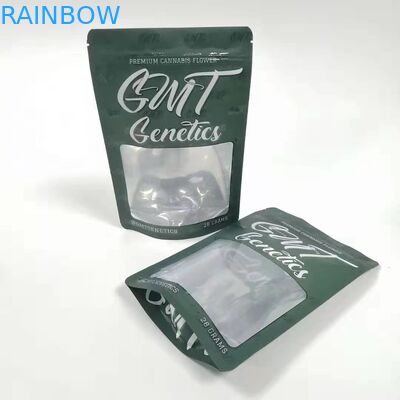 Le borse d'imballaggio di incenso di erbe sessuale delle pillole stanno sul sacchetto a prova d'umidità con la finestra