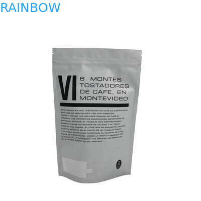 L'imballaggio matto d'imballaggio dell'alimento di Mylar dello spuntino delle bustine di tè del fondo piatto sta su sullo scaffale