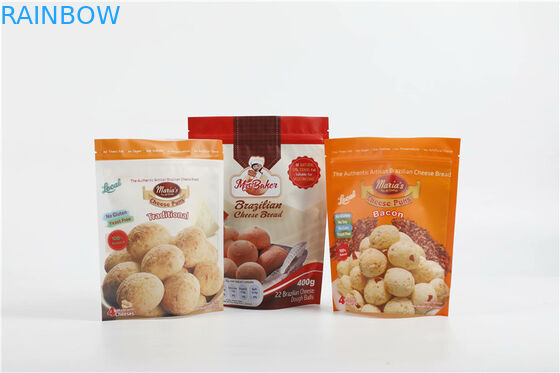 I chip 120 Mircon della banana della frutta stanno sul sacchetto della chiusura lampo