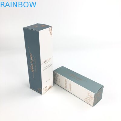 Il logo al minuto su ordinazione ha stampato le bottiglie o i barattoli dello skincare che imballano la scatola cosmetica di carta