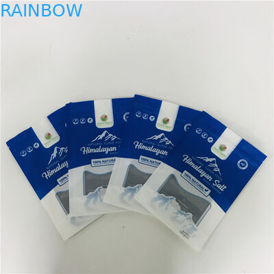 Digital che stampa le borse di Platic con la chiara finestra sta le borse su d'imballaggio