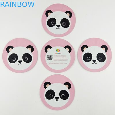 I biscotti di Candy il supporto della chiusura lampo che di Mylar su insacca la forma speciale stanno sui sacchetti a chiusura lampo