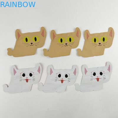 I biscotti di Candy il supporto della chiusura lampo che di Mylar su insacca la forma speciale stanno sui sacchetti a chiusura lampo