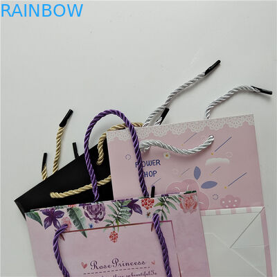 Nuovo accettato fino a 10 colori Disponibile stampa digitale personalizzata Logo stampato sacchetto di carta da shopping imballaggio