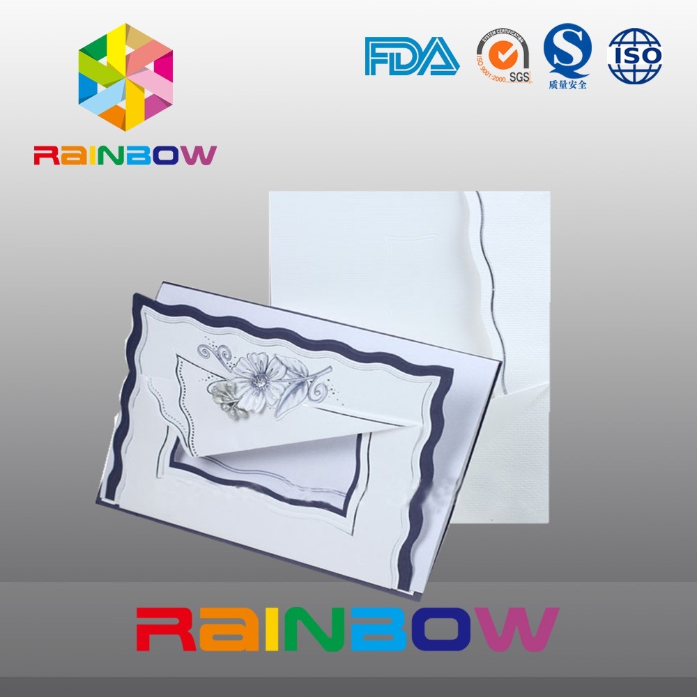 Carta di carta su misura di arte per il Natale che accoglie/inviti di nozze