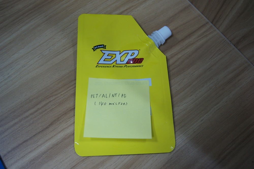 Laminato stia sul sacchetto del becco che imballa con la borsa d'imballaggio laterale dell'olio lubrificante del becco