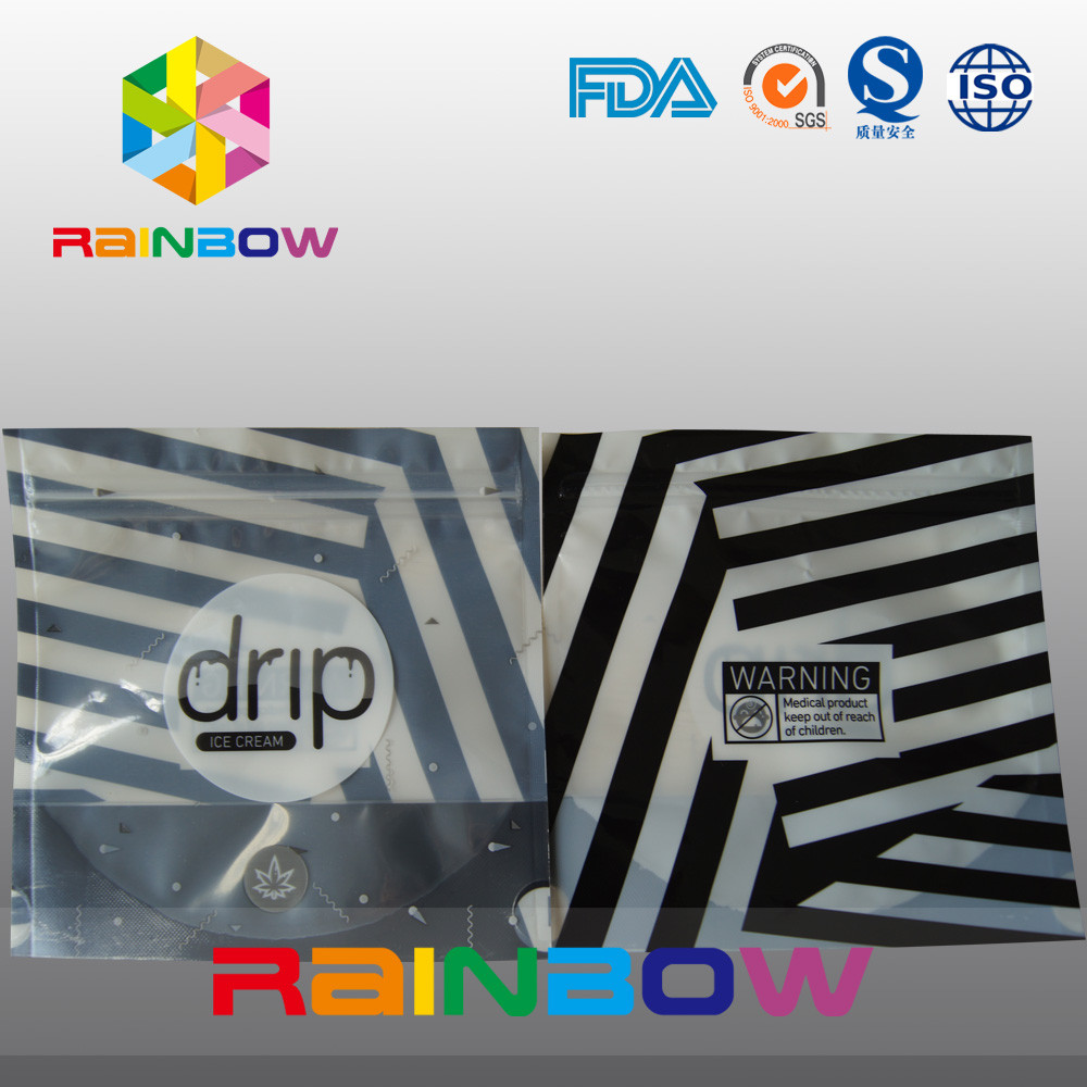 Le bande della zebra stanno sulla borsa del gocciolamento di Noni, sacchetto composito alla moda di Mylar