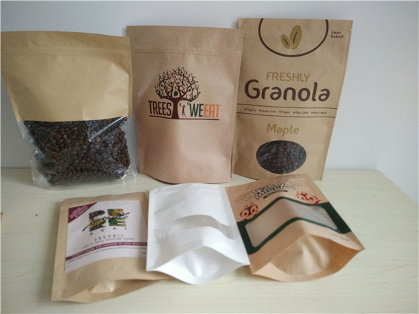 Sacchi di carta su misura superiori della chiusura lampo con la finestra ovale per l'imballaggio dei semi della quinoa