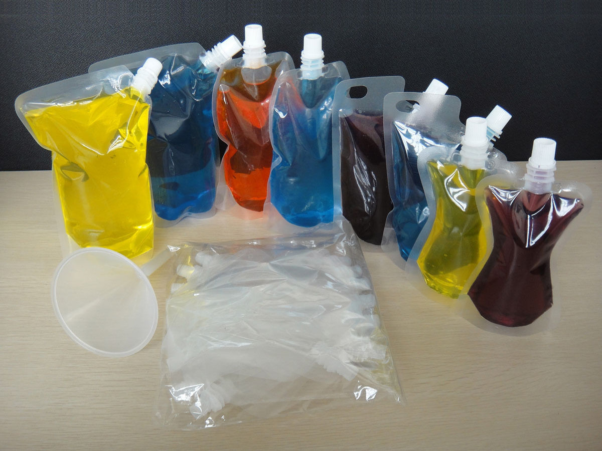 4oz 8oz 16oz 32oz PA/PE stanno sulla borsa trasparente del becco per l'imballaggio del vino