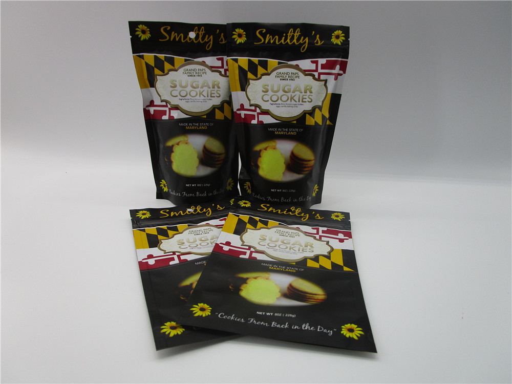 La borsa risigillabile che imballa, 8oz dello spuntino del commestibile sta sulle borse d'imballaggio dello spuntino sventa allineato