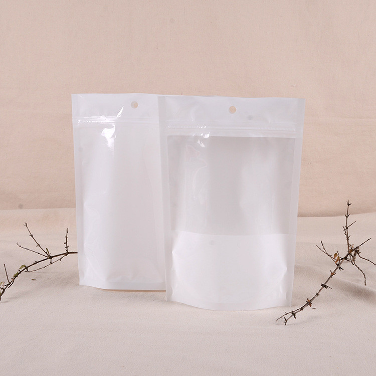 Stia sul sacchetto del di alluminio che imballa il logo stampato per alimento