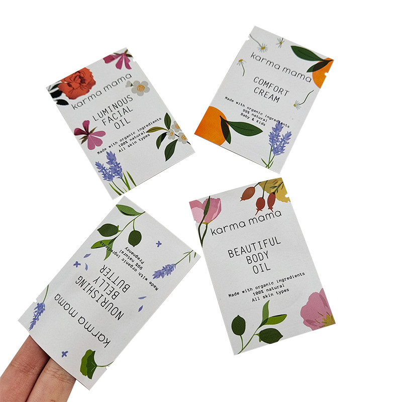 Borsa di cibo per animali da compagnia di colore marrone con design stand up e finitura Matt