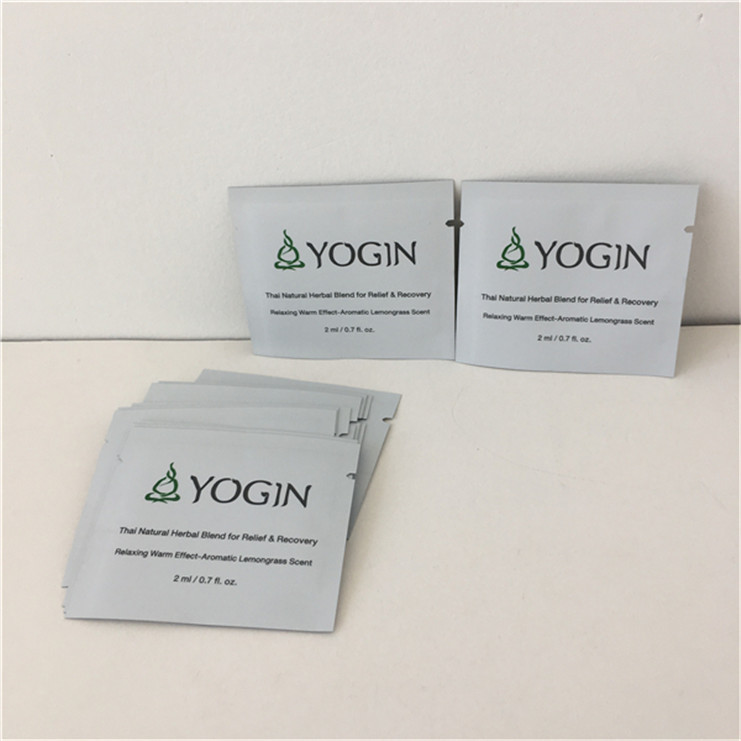 Sacchetto sigillato a tre lati con cerniera a misura personalizzata