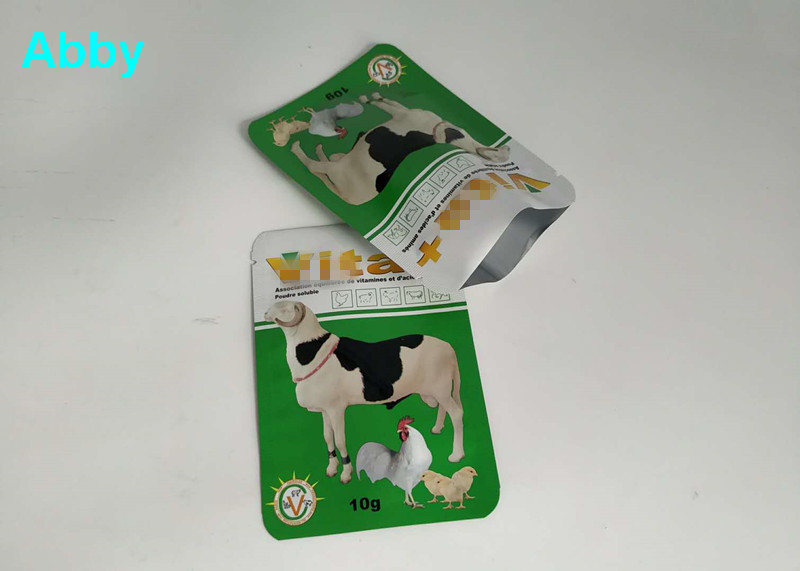 Quad Seal Tear Pet Food Bag Dimensione personalizzata per pollo / bestiame / mangime per pecore