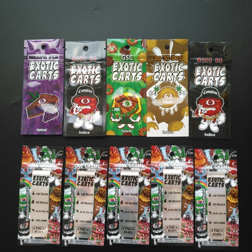 L'incenso di erbe innocuo per i bambini che imballa la stampa dell'ologramma di Digital sta sul sacchetto di plastica