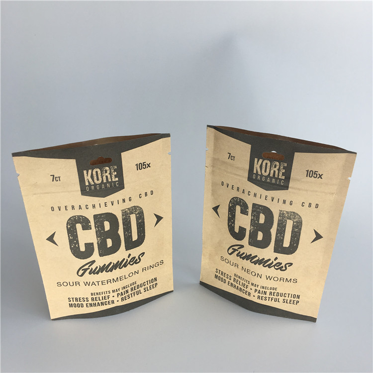 La carta kraft d'imballaggio cosmetica risigillabile del di alluminio della borsa sta sui sacchetti