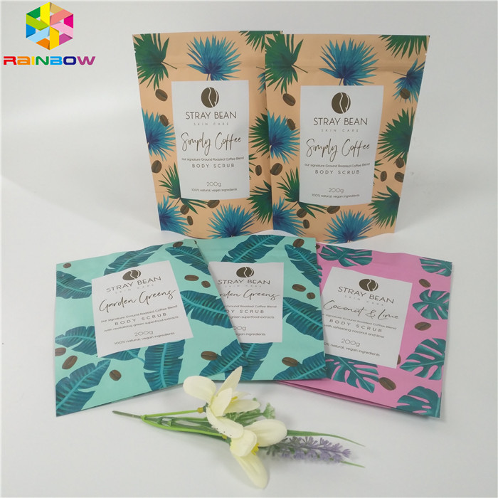 Il rivestimento richiudibile di Matt sta sulle borse del sacchetto, borsa d'imballaggio della serratura dello zip per il corpo sfrega