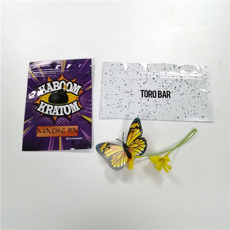 Il sacchetto della stagnola della prova dell'odore che imballa le borse della serratura dello zip di Mylar sta sulla stampa su ordinazione del sacchetto