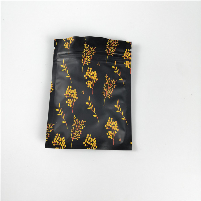 Lo spuntino che imballa l'abitudine di plastica del sacchetto della chiusura lampo ha stampato il bene durevole della borsa sigillato tre lati