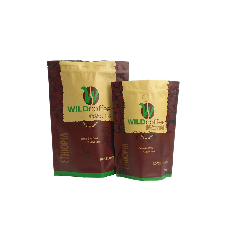 Le bustine di tè opache su ordinazione del caffè di rivestimento, di alluminio stanno sul sacchetto con la chiusura lampo