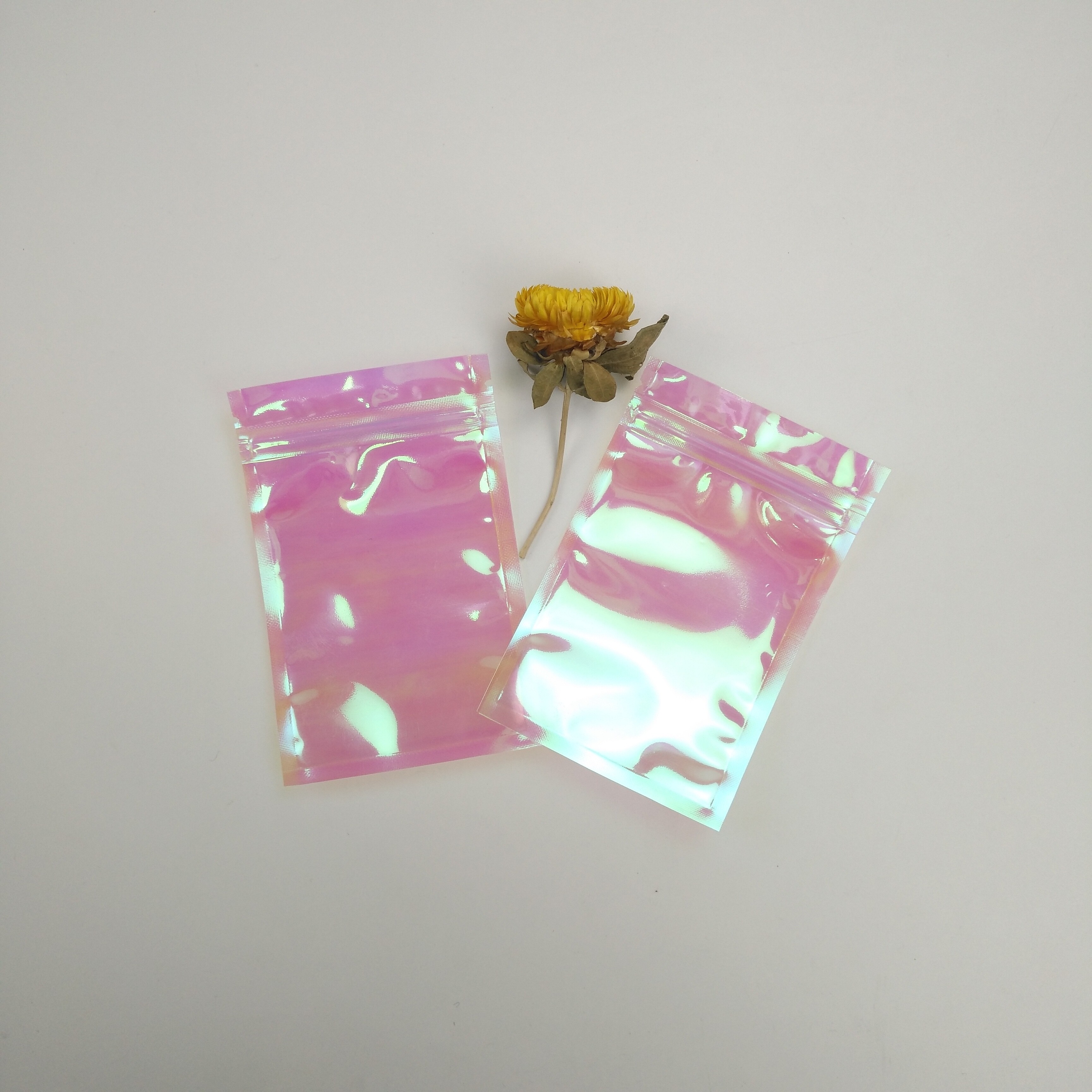 Il di alluminio sta sulla borsa facciale cosmetica di plastica d'imballaggio della maschera di rivestimento opaco del sacchetto