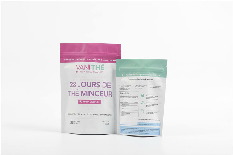 A chiusura lampo matti dei biscotti a prova d'umidità stanno sui sacchetti